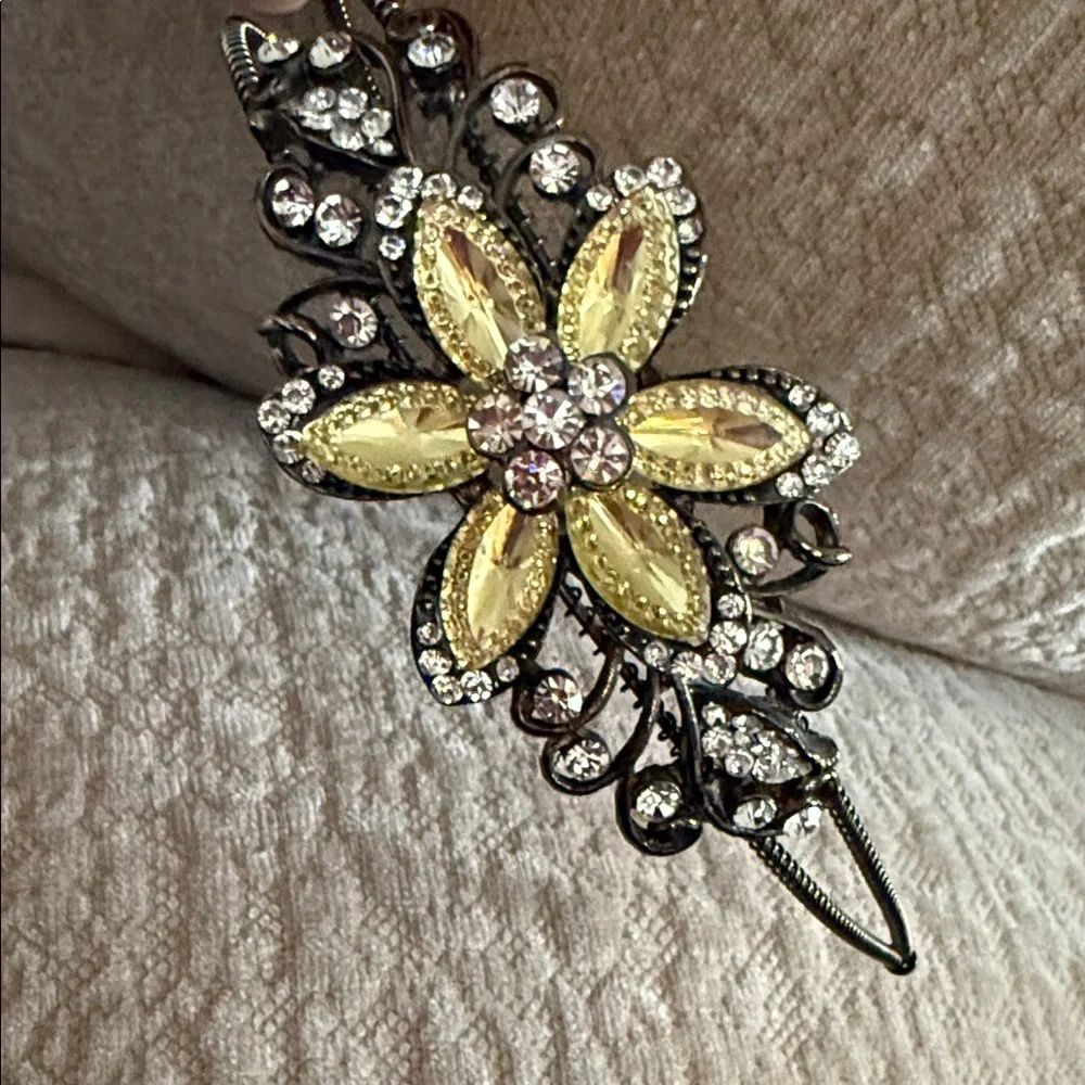 Elegant Crystal Floral Double-Band Headband in Yellow